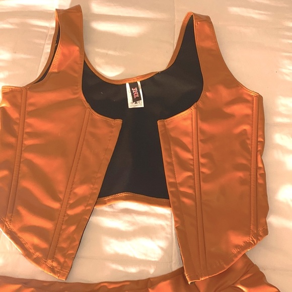 JNK/SET - Picture 3 of 6